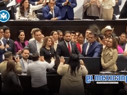 &iexcl;Asesino!: PRI arremete contra Leonel Godoy y desata caos en San L&aacute;zaro