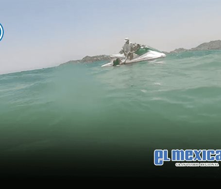 Salvavidas documenta rescate de dos mujeres en Playas de Acapulco