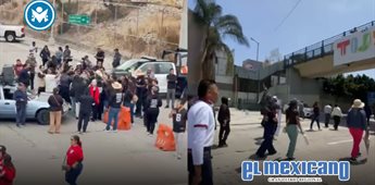 CNTE bloquea y libera la garita El Chaparral tras dos horas de protesta
