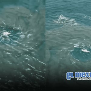 Remolino marino sorprende a turistas en la Bah&iacute;a Principal de Puerto Escondido