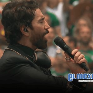 &iquest;Alejandro Fern&aacute;ndez se equivoc&oacute; al entonar el Himno Nacional?
