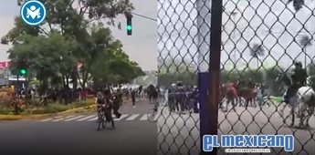Bloque Negro choca con polic&iacute;as afuera del Estadio CDMX