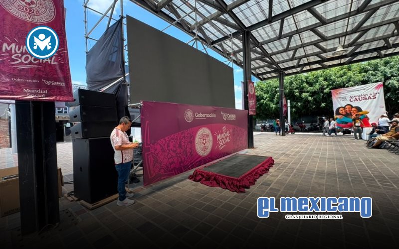 Celaya gastó 750 mil pesos en pantallas para el mundial sin permisos de la FIFA Celaya gastó 750 mil pesos en pantallas para el mundial sin permisos de la FIFA