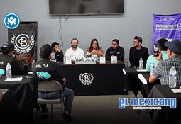 Presentan en Tijuana el libro "Balas con remitente"