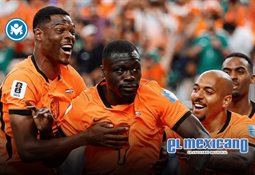 &iquest;Robo al &aacute;rbitro en pleno Mundial? Jugador de Paraguay genera pol&eacute;mica