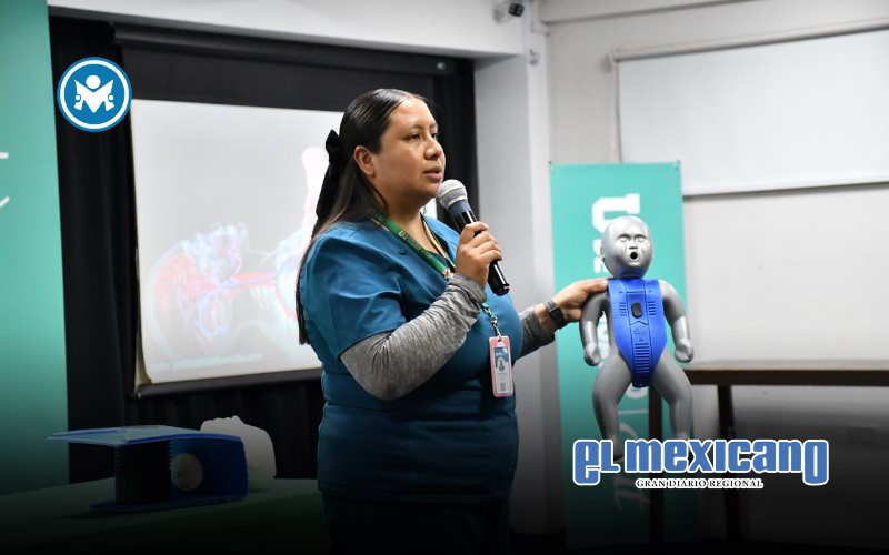 Estudiantes del CUT se capacitan en reanimaci&oacute;n cardiopulmonar