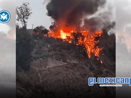Incendio en vivienda de madera en la colonia Chihuahua Incendio en vivienda de madera en la colonia Chihuahua